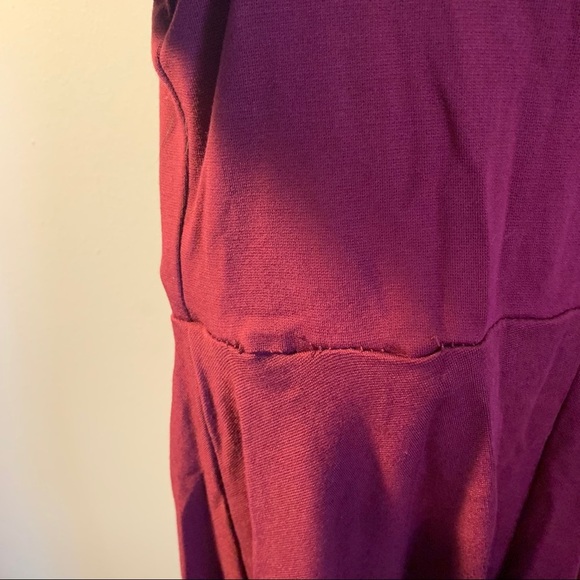 Women’s Burgundy Scalloped V Neck Summer Dress - Picture 7 of 7